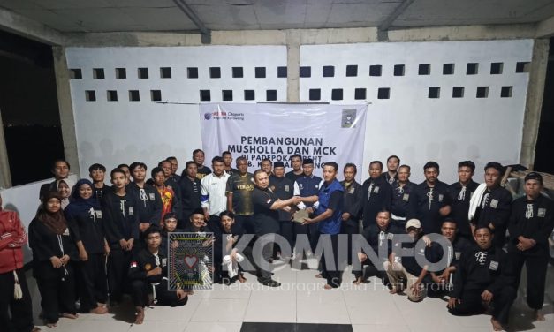 Mendukung Kemajuan Pencak Silat, Astra Otoparts Regional Karawang Bantu Pembangunan Padepokan